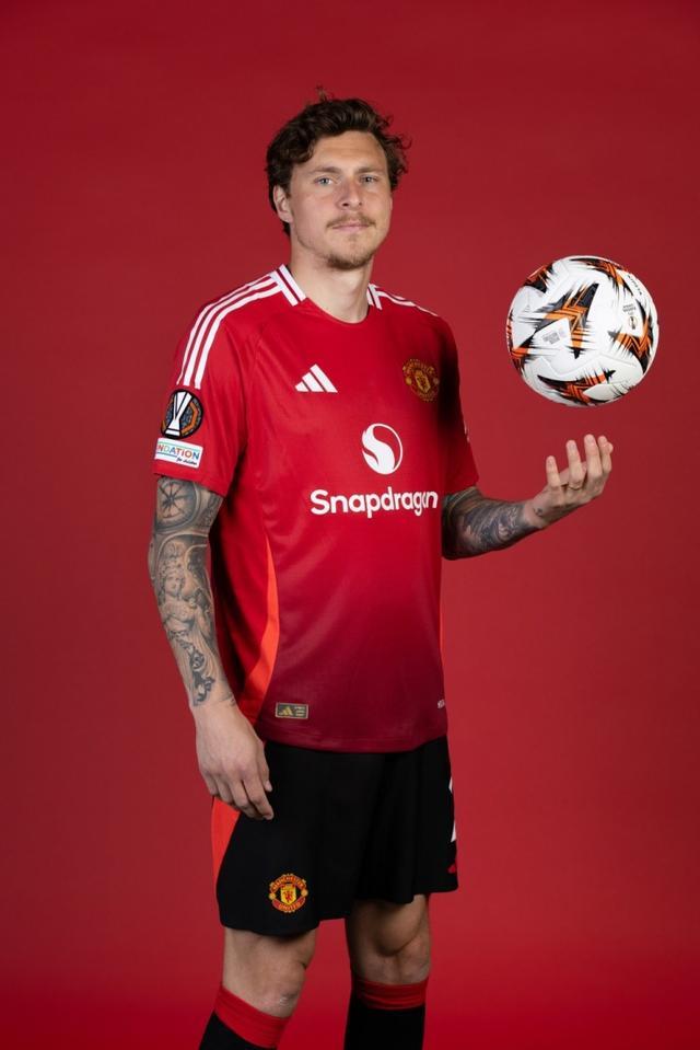 曼联冲击冠军，锋线磨合进入关键期