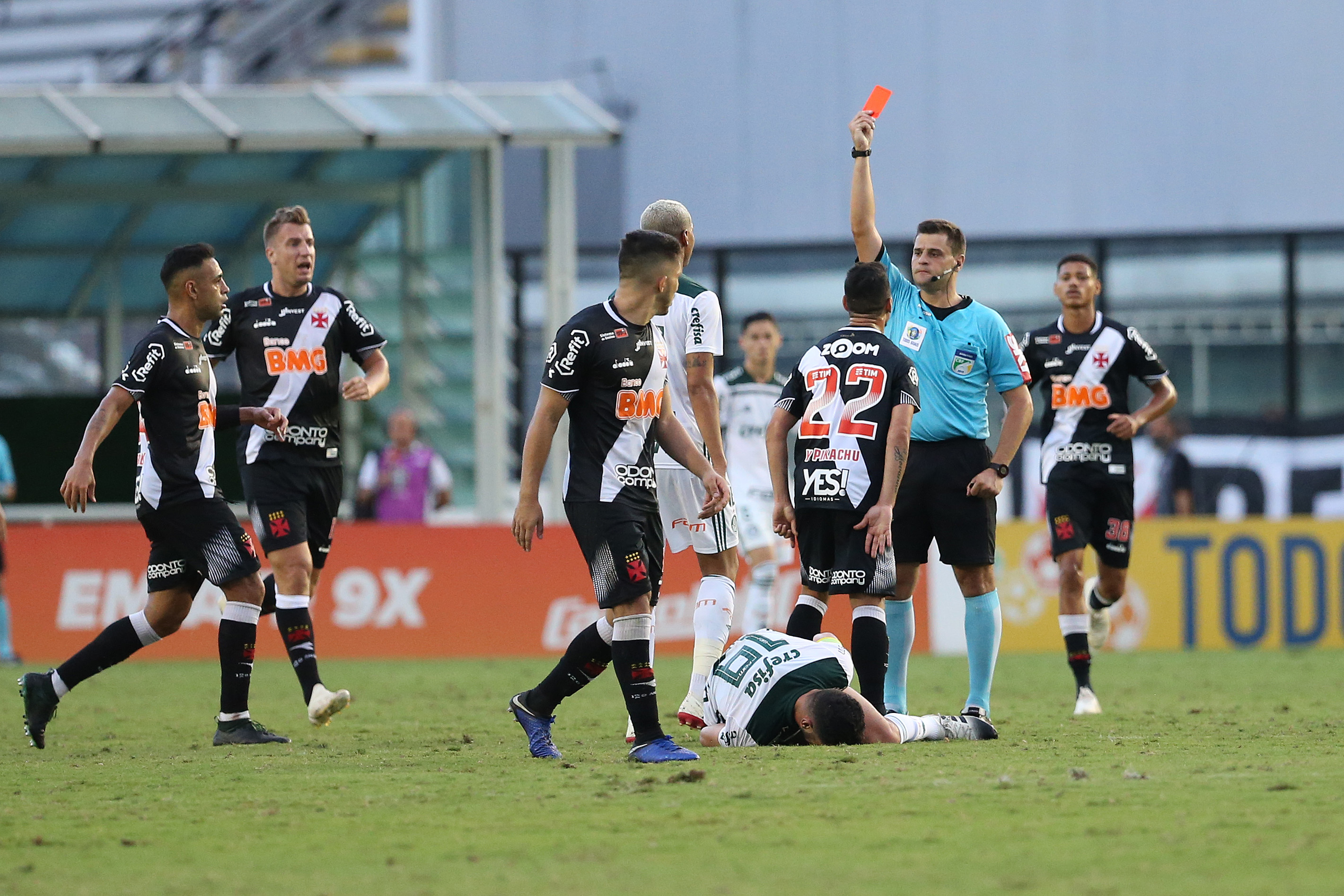 帕尔梅拉斯小将表现抢眼，劲旅添新力量的简单介绍