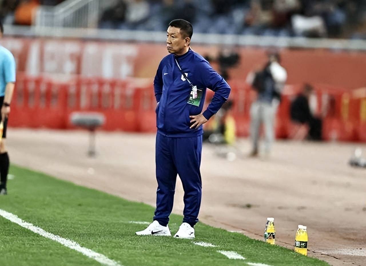 关于山东泰山在亚冠中打出进球，被誉为教练席炸锅的信息