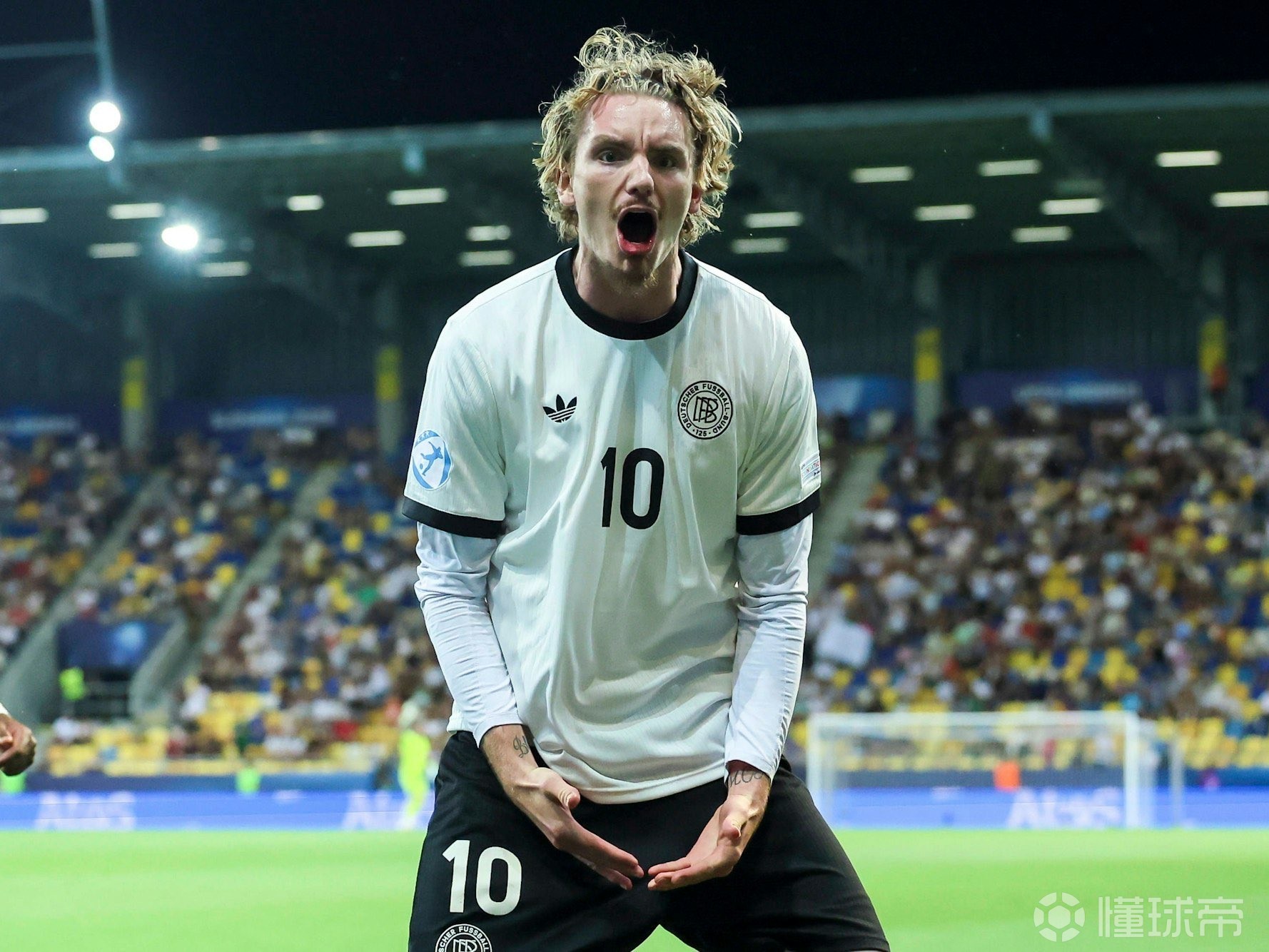 斯图加特球员集结备战受挫严阵以待