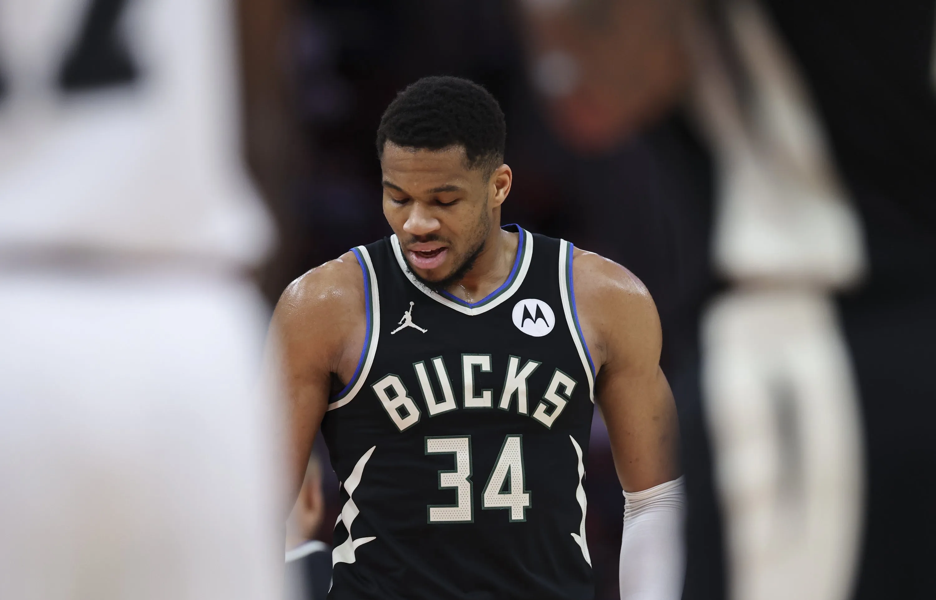 关于掘金队新援表现亮眼，球队雄心勃发的信息