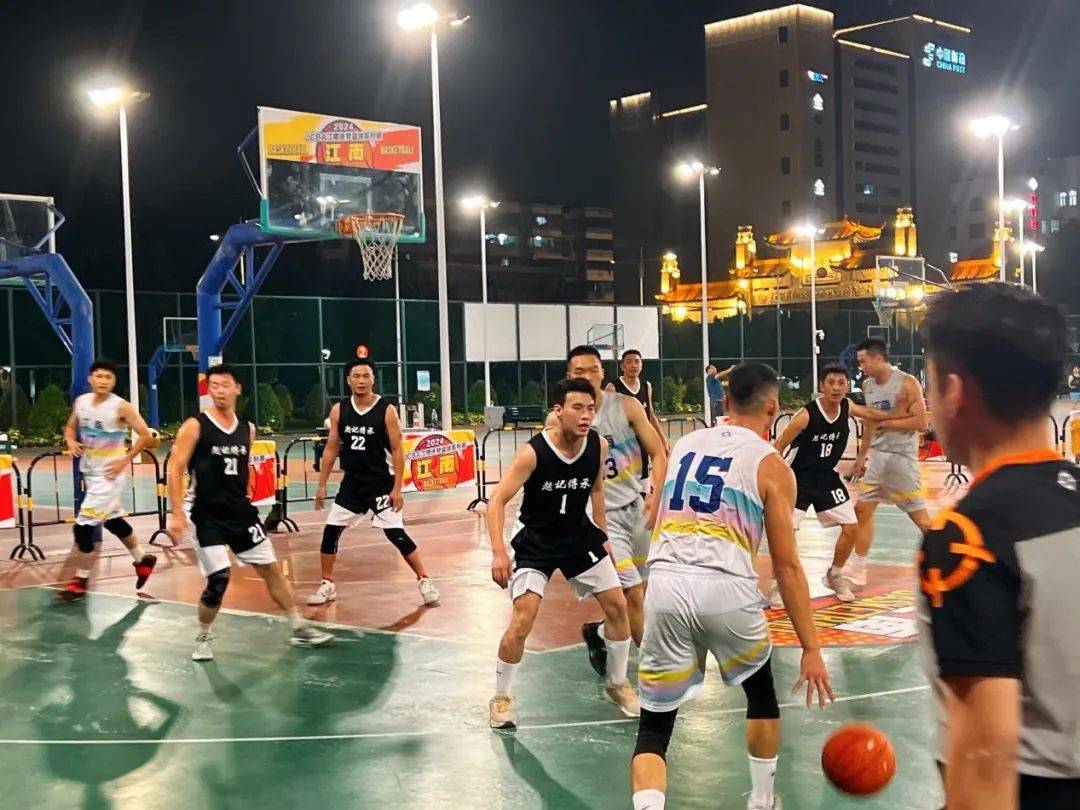 篮球城市联赛迎来高潮，精彩对抗精彩纷呈的简单介绍