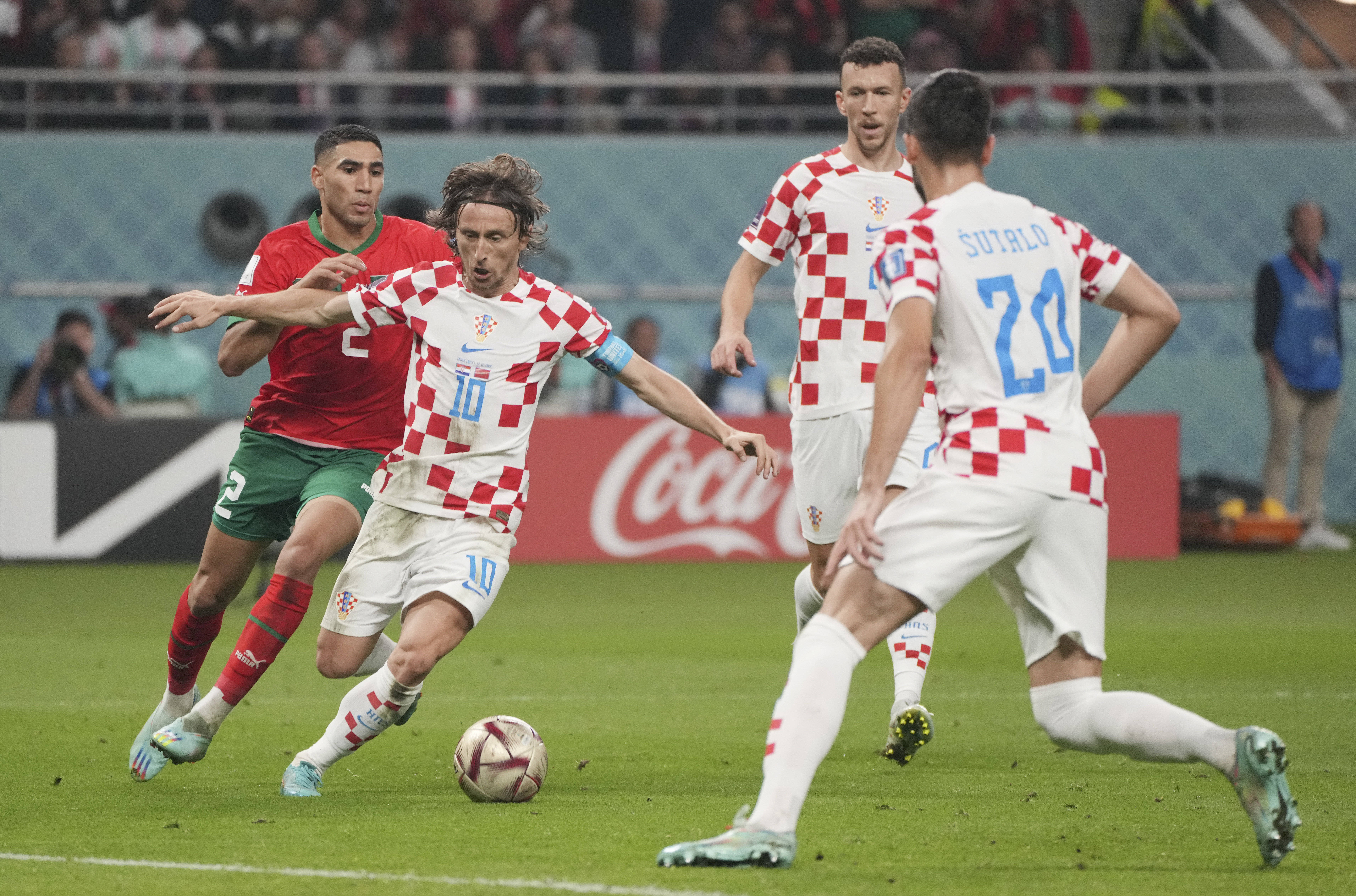 哥伦比亚在欧国联资格赛中发挥出色